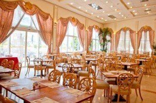 Plaza International Hotel Тайджун Екстериор снимка